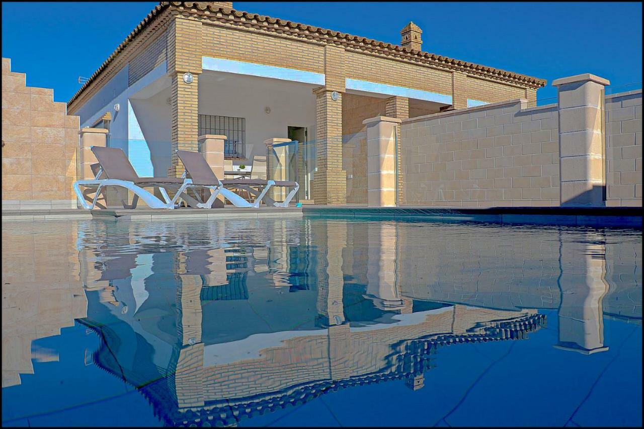 Chalet Penuelas Con Piscina Conil De La Frontera Eksteriør billede